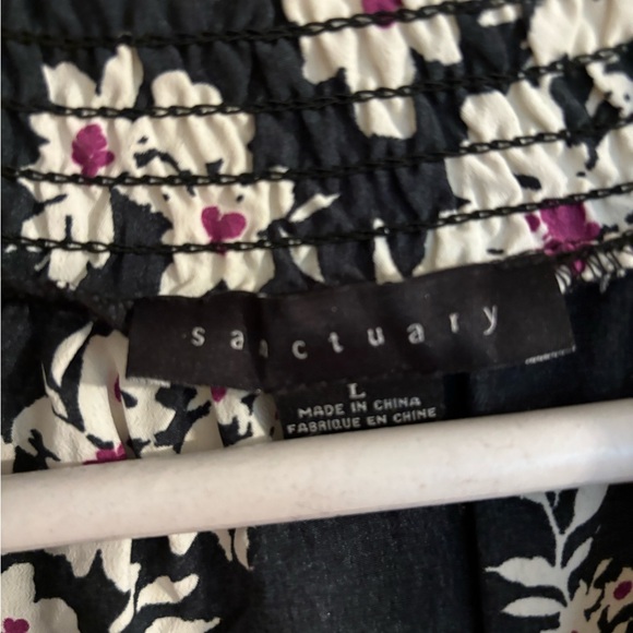 Black floral print blouse - Picture 2 of 4